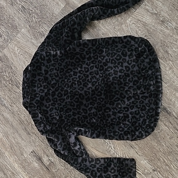 Abercrombie & Fitch Sherpa Pullover size xs - Picture 6 of 7